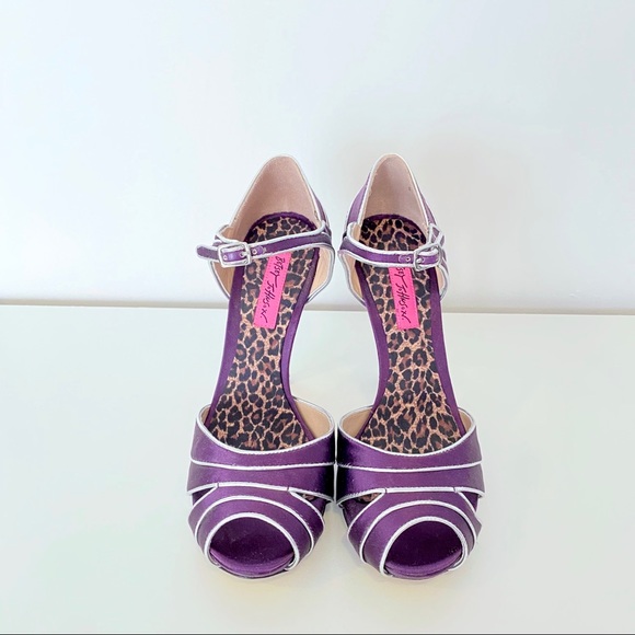 SOLDπWomenβs Shoes Purple Pumps 8 - Picture 2 of 6
